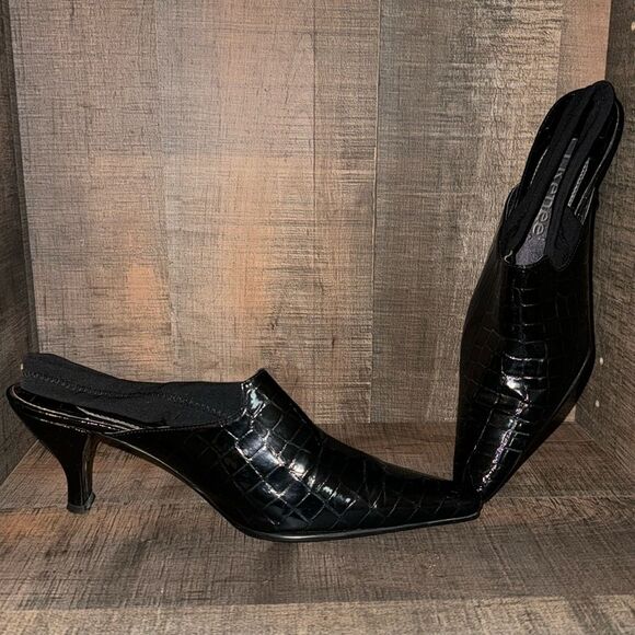 J.RENEE shoes-MAGDA style- size 8.5 - Picture 2 of 13